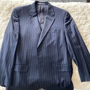 Hickey Freemen men’s suit